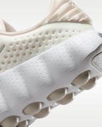 NIKE MIND 002 BEIGE